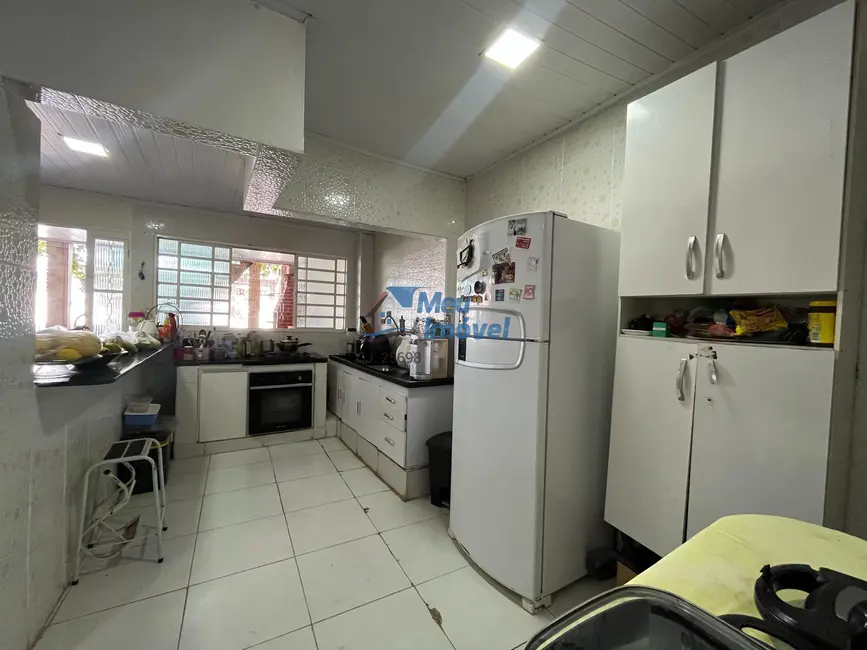 Foto 9 de Casa com 2 quartos à venda, 100m2 em Candangolândia, Brasilia - DF