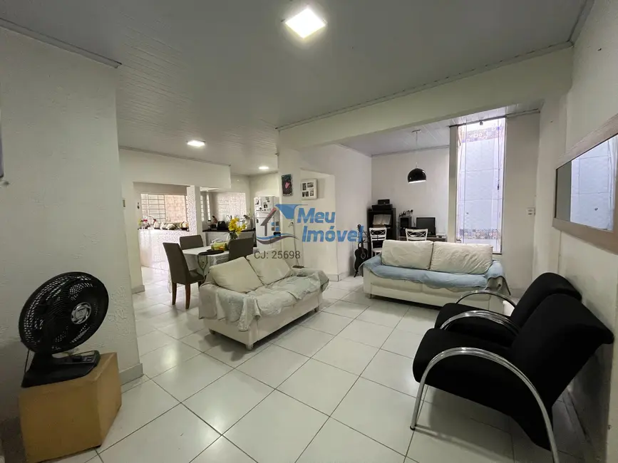 Foto 5 de Casa com 2 quartos à venda, 100m2 em Candangolândia, Brasilia - DF