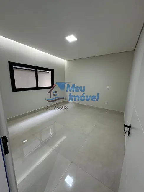 Casa de Condomínio com 4 quartos à venda, 400m2 em Setor Habitacional Vicente Pires, Brasilia - DF - imagem 4 Foto 4 de Casa de Condomínio com 4 quartos à venda, 400m2 em Setor Habitacional Vicente Pires, Brasilia - DF