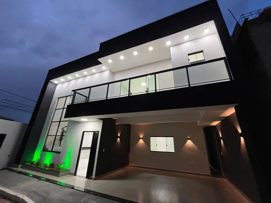 Casa com 4 quartos à venda, 235m2 em Setor Habitacional Vicente Pires, Brasilia - DF - imagem 3 Foto 3 de Casa com 4 quartos à venda, 235m2 em Setor Habitacional Vicente Pires, Brasilia - DF