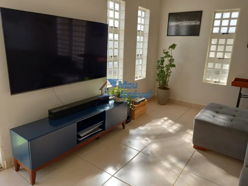 Foto 3 de Casa de Condomínio com 5 quartos à venda, 230m2 em Setor Habitacional Arniqueira (Águas Claras), Brasilia - DF