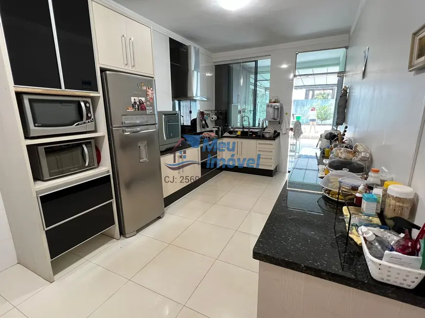 Casa de Condomínio com 4 quartos à venda, 280m2 em Setor Habitacional Vicente Pires, Brasilia - DF - imagem 9 Foto 9 de Casa de Condomínio com 4 quartos à venda, 280m2 em Setor Habitacional Vicente Pires, Brasilia - DF