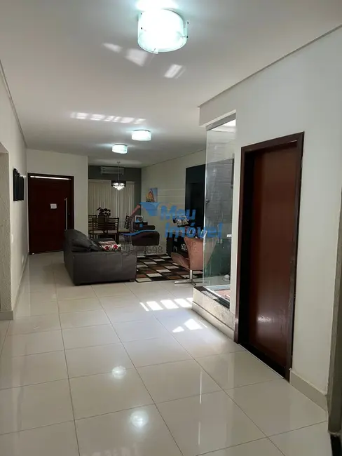 Casa de Condomínio com 4 quartos à venda, 280m2 em Setor Habitacional Vicente Pires, Brasilia - DF - imagem 5 Foto 5 de Casa de Condomínio com 4 quartos à venda, 280m2 em Setor Habitacional Vicente Pires, Brasilia - DF