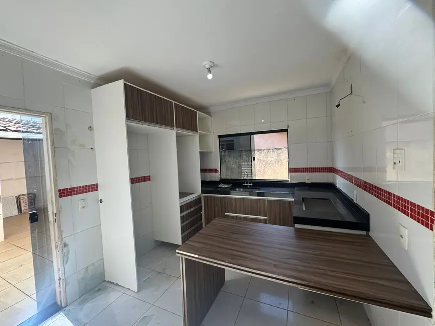 Casa de Condomínio com 3 quartos à venda, 90m2 em Setor Habitacional Vicente Pires, Brasilia - DF - imagem 3 Foto 3 de Casa de Condomínio com 3 quartos à venda, 90m2 em Setor Habitacional Vicente Pires, Brasilia - DF