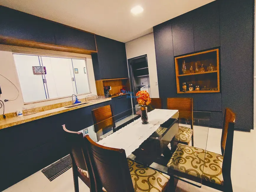 Casa com 3 quartos à venda, 135m2 em Ceilândia Sul (Ceilândia), Brasilia - DF - imagem 9 Foto 9 de Casa com 3 quartos à venda, 135m2 em Ceilândia Sul (Ceilândia), Brasilia - DF