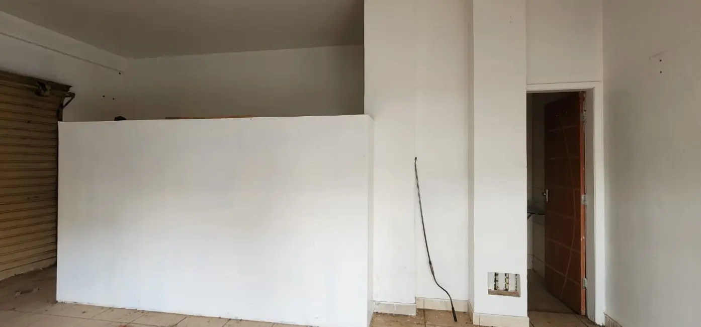Foto 2 de Loja à venda, 30m2 em Taguatinga Norte (Taguatinga), Brasilia - DF