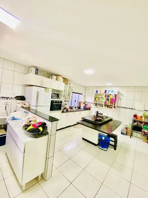 Foto 2 de Casa com 3 quartos à venda, 150m2 em Brasilia - DF