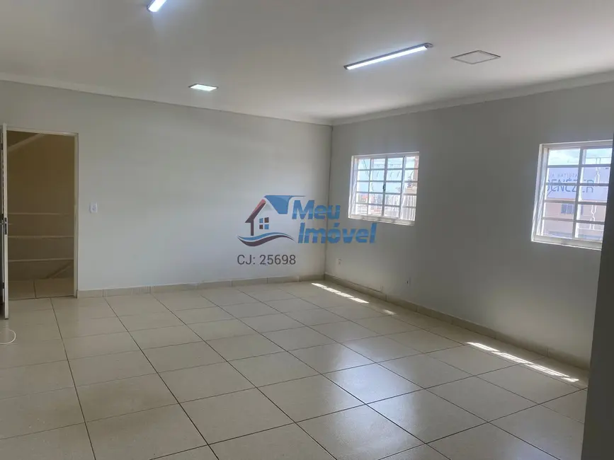 Loja à venda, 300m2 em Samambaia Norte (Samambaia), Brasilia - DF - imagem 7 Foto 7 de Loja à venda, 300m2 em Samambaia Norte (Samambaia), Brasilia - DF