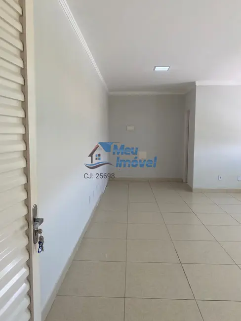 Loja à venda, 300m2 em Samambaia Norte (Samambaia), Brasilia - DF - imagem 8 Foto 8 de Loja à venda, 300m2 em Samambaia Norte (Samambaia), Brasilia - DF