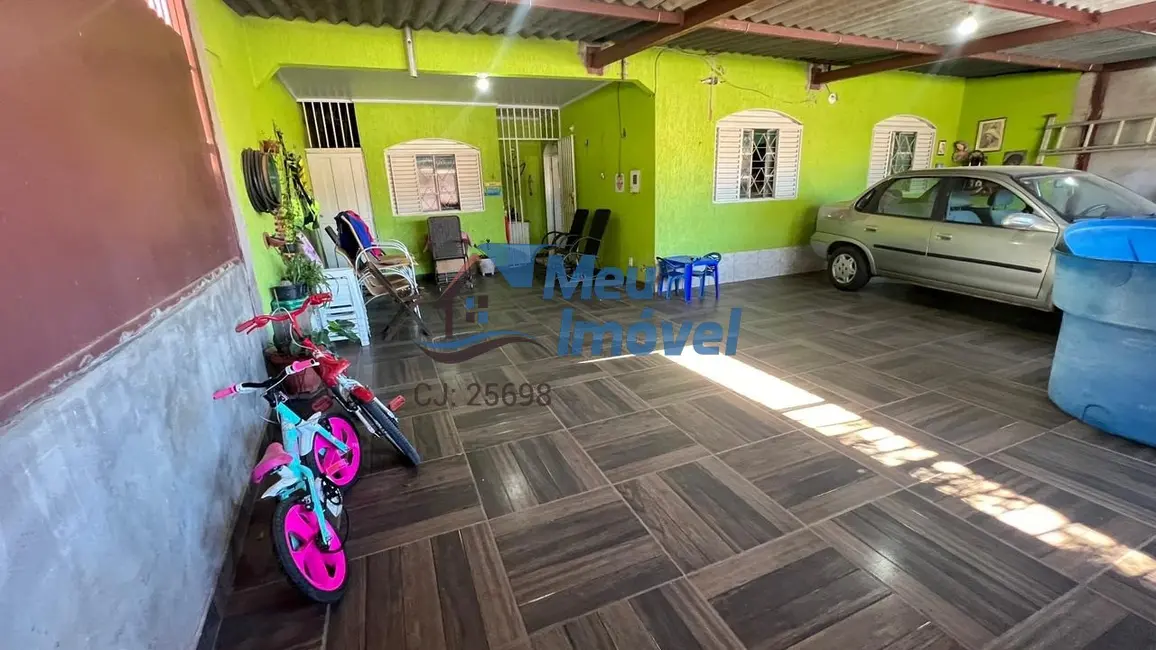 Casa com 3 quartos à venda, 150m2 em Recanto das Emas, Brasilia - DF - imagem 1 Foto 1 de Casa com 3 quartos à venda, 150m2 em Recanto das Emas, Brasilia - DF