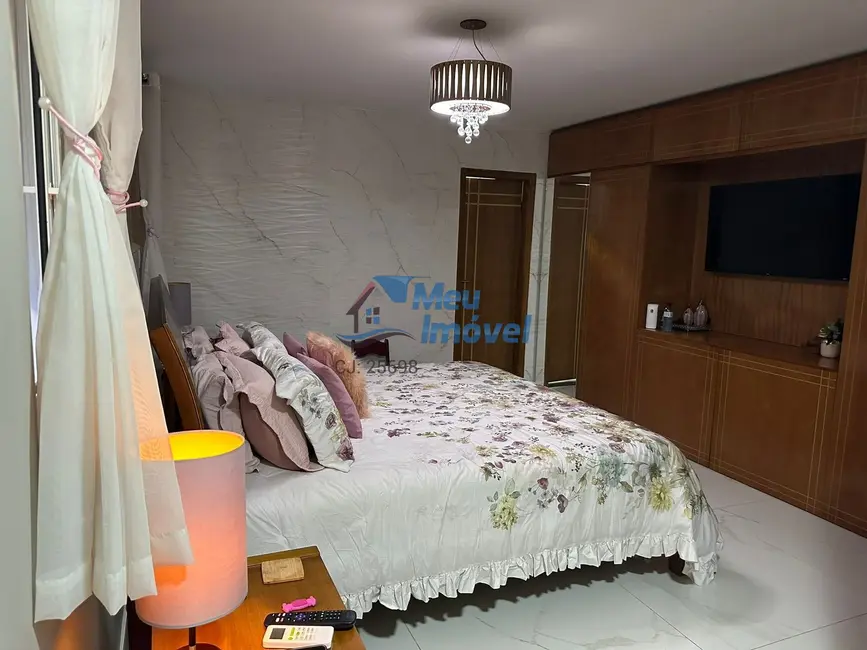 Casa com 4 quartos à venda, 300m2 em Park Way, Brasilia - DF - imagem 9 Foto 9 de Casa com 4 quartos à venda, 300m2 em Park Way, Brasilia - DF