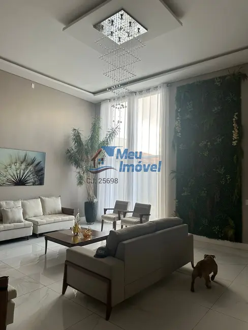 Foto 2 de Casa com 4 quartos à venda, 300m2 em Park Way, Brasilia - DF