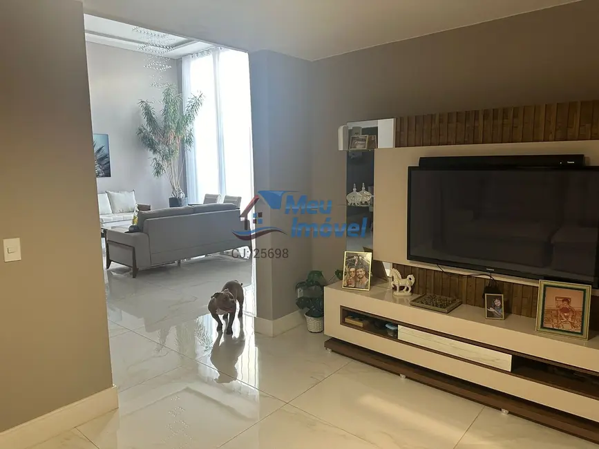 Casa com 4 quartos à venda, 300m2 em Park Way, Brasilia - DF - imagem 4 Foto 4 de Casa com 4 quartos à venda, 300m2 em Park Way, Brasilia - DF