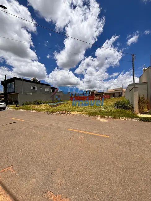 Foto 3 de Terreno / Lote à venda, 400m2 em Residencial Alto das Caraíbas, Luziania - GO