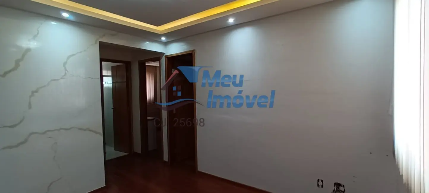 Foto 3 de Apartamento com 2 quartos à venda, 43m2 em Parque Esplanada III, Valparaiso De Goias - GO