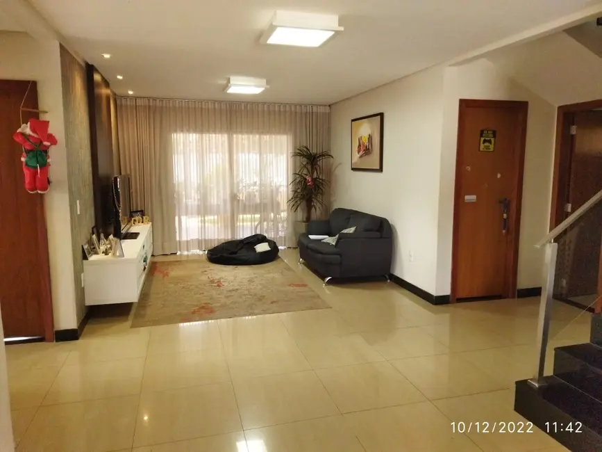 Foto 1 de Casa de Condomínio com 4 quartos à venda, 500m2 em Setor Habitacional Arniqueira (Águas Claras), Brasilia - DF