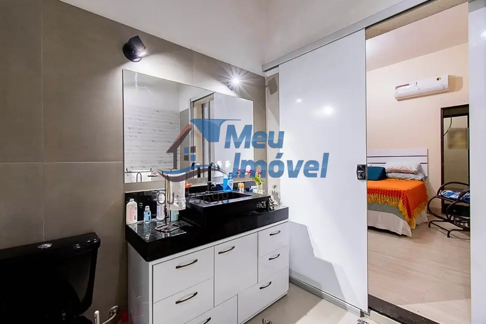 Foto 9 de Casa de Condomínio com 3 quartos à venda, 360m2 em Guará II, Brasilia - DF