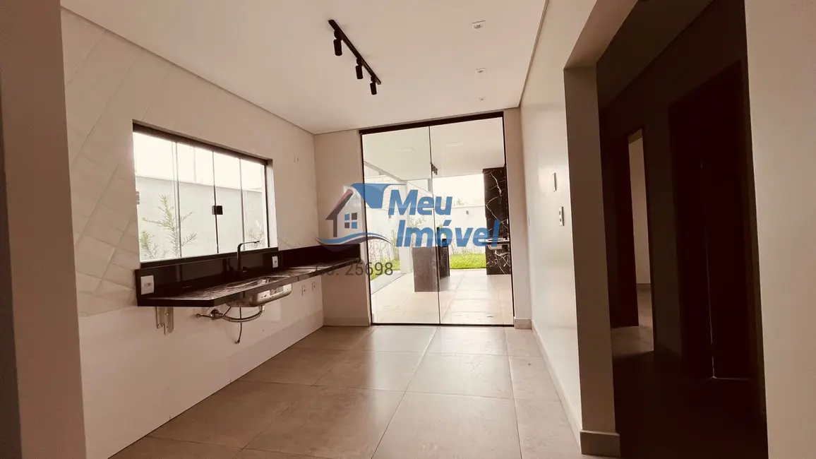 Foto 3 de Casa de Condomínio com 3 quartos à venda, 204m2 em Residencial Villa Suiça, Cidade Ocidental - GO