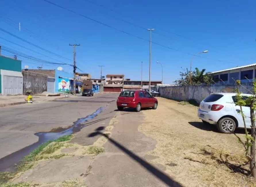 Foto 2 de Casa com 2 quartos à venda, 150m2 em Recanto das Emas, Brasilia - DF
