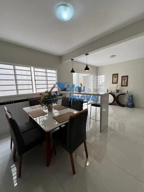 Foto 2 de Casa com 4 quartos à venda, 209m2 em Samambaia Norte (Samambaia), Brasilia - DF
