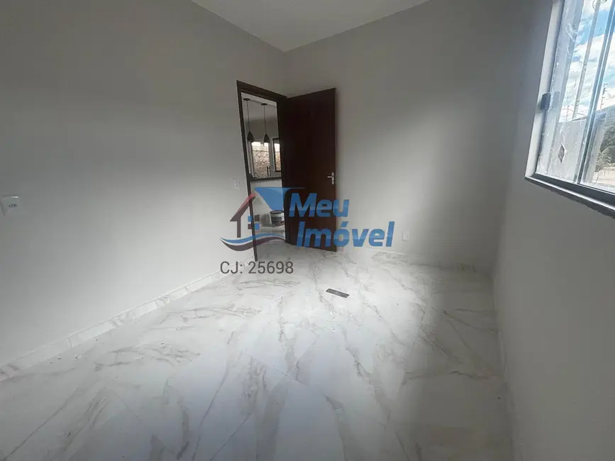 Casa com 2 quartos à venda, 70m2 em Parque Alvorada I, Luziania - GO - imagem 6 Foto 6 de Casa com 2 quartos à venda, 70m2 em Parque Alvorada I, Luziania - GO