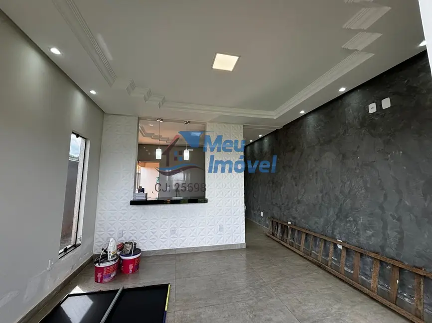 Foto 1 de Casa com 3 quartos à venda, 90m2 em Parque JK, Luziania - GO