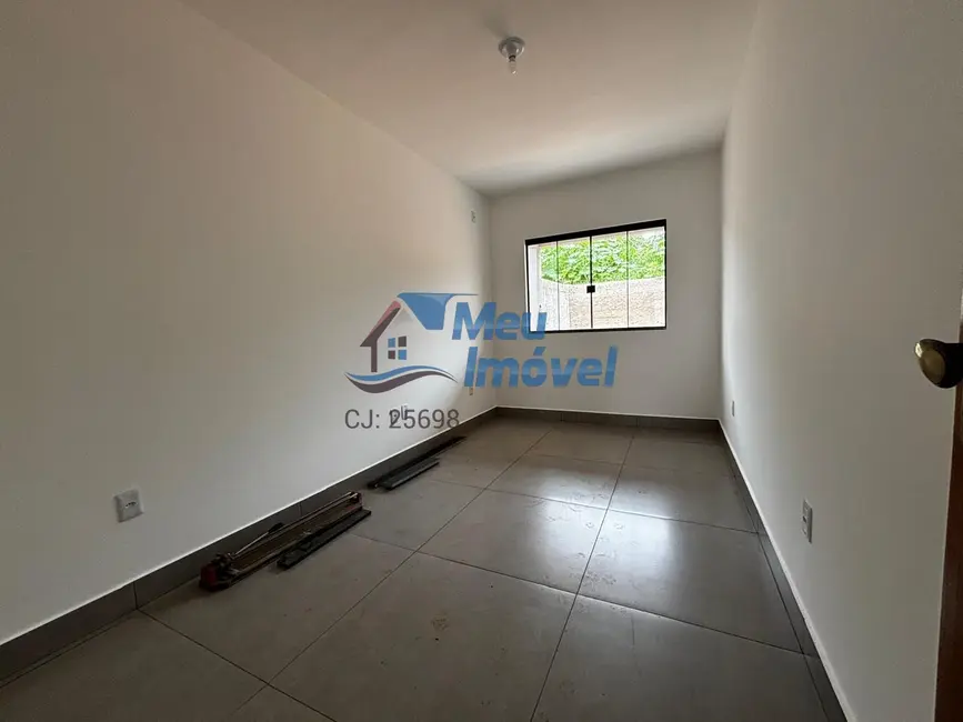 Casa com 2 quartos à venda, 70m2 em Parque Alvorada I, Luziania - GO - imagem 8 Foto 8 de Casa com 2 quartos à venda, 70m2 em Parque Alvorada I, Luziania - GO