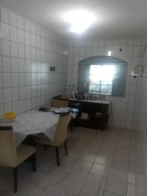 Foto 2 de Casa com 4 quartos à venda, 144m2 em Brasilia - DF
