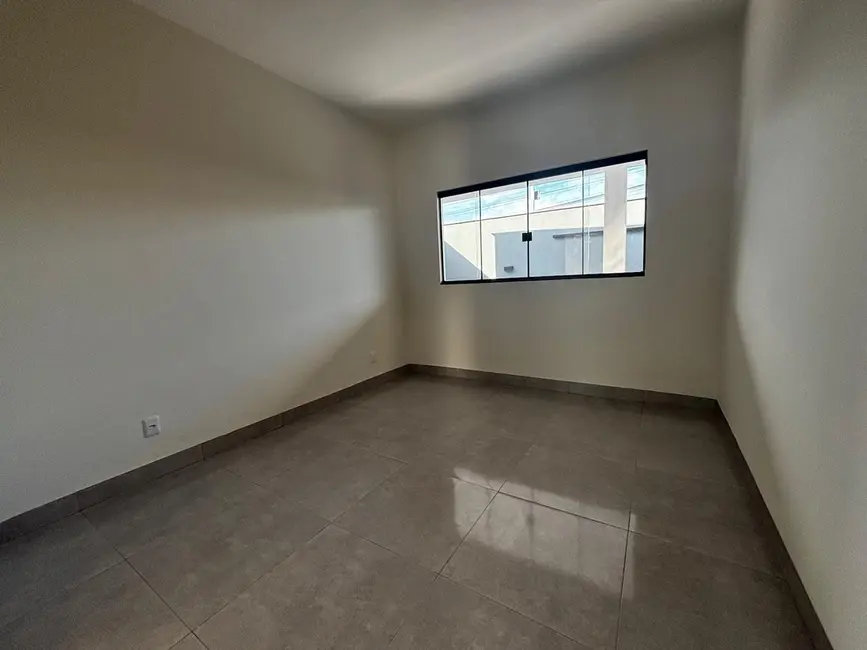 Foto 5 de Casa com 3 quartos à venda, 120m2 em Setor Fumal, Luziania - GO