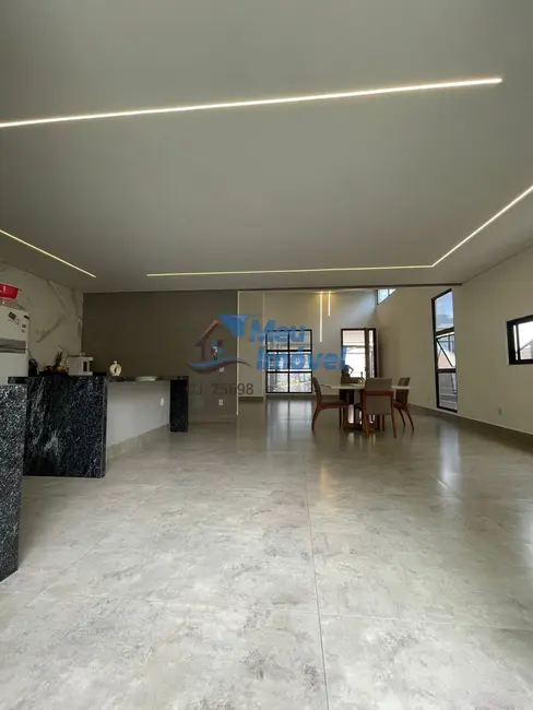 Foto 2 de Casa de Condomínio com 4 quartos à venda, 320m2 em Setor Habitacional Arniqueira (Águas Claras), Brasilia - DF