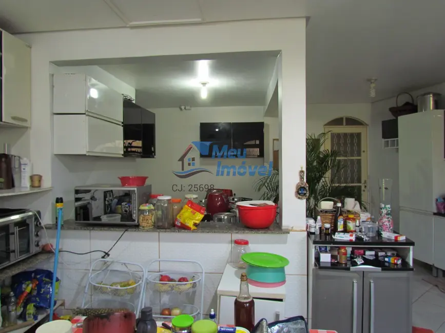 Casa de Condomínio com 3 quartos à venda, 200m2 em Setor Habitacional Vicente Pires, Brasilia - DF - imagem 3 Foto 3 de Casa de Condomínio com 3 quartos à venda, 200m2 em Setor Habitacional Vicente Pires, Brasilia - DF