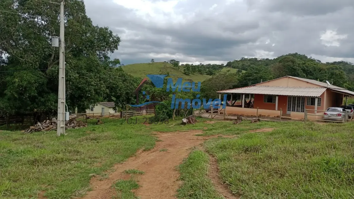 Foto 2 de Sítio / Rancho com 6 quartos à venda, 315m2 em Área Rural de Luziânia, Luziania - GO