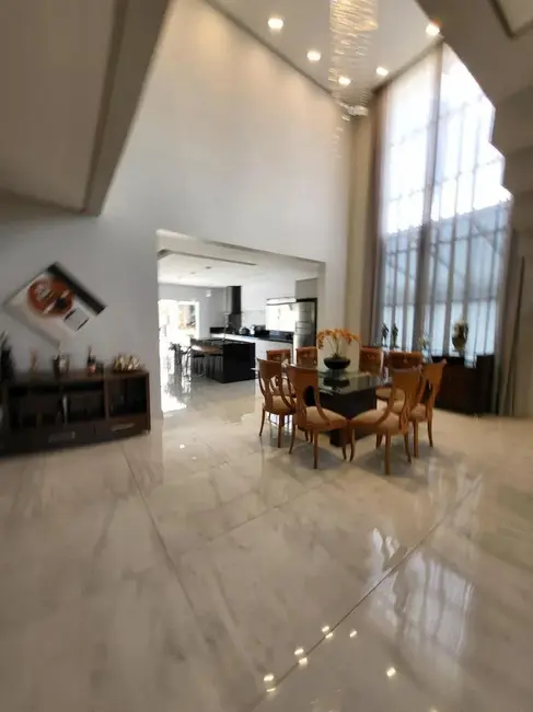 Casa de Condomínio com 4 quartos à venda, 530m2 em Setor Habitacional Vicente Pires, Brasilia - DF - imagem 4 Foto 4 de Casa de Condomínio com 4 quartos à venda, 530m2 em Setor Habitacional Vicente Pires, Brasilia - DF