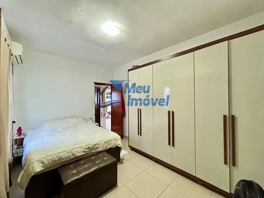 Casa de Condomínio com 2 quartos à venda, 200m2 em Setor Habitacional Arniqueira (Águas Claras), Brasilia - DF - imagem 9 Foto 9 de Casa de Condomínio com 2 quartos à venda, 200m2 em Setor Habitacional Arniqueira (Águas Claras), Brasilia - DF