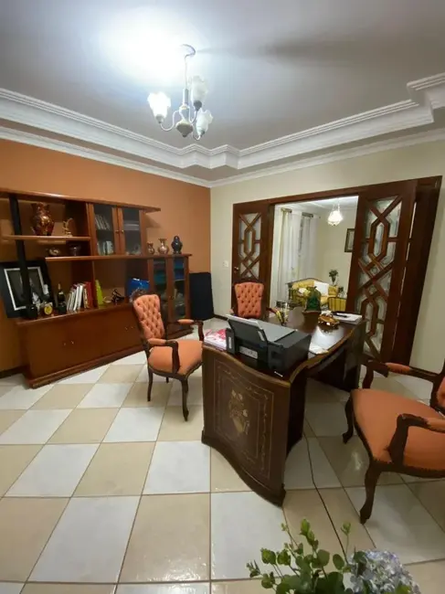 Casa de Condomínio com 5 quartos à venda, 800m2 em Setor Habitacional Vicente Pires, Brasilia - DF - imagem 4 Foto 4 de Casa de Condomínio com 5 quartos à venda, 800m2 em Setor Habitacional Vicente Pires, Brasilia - DF