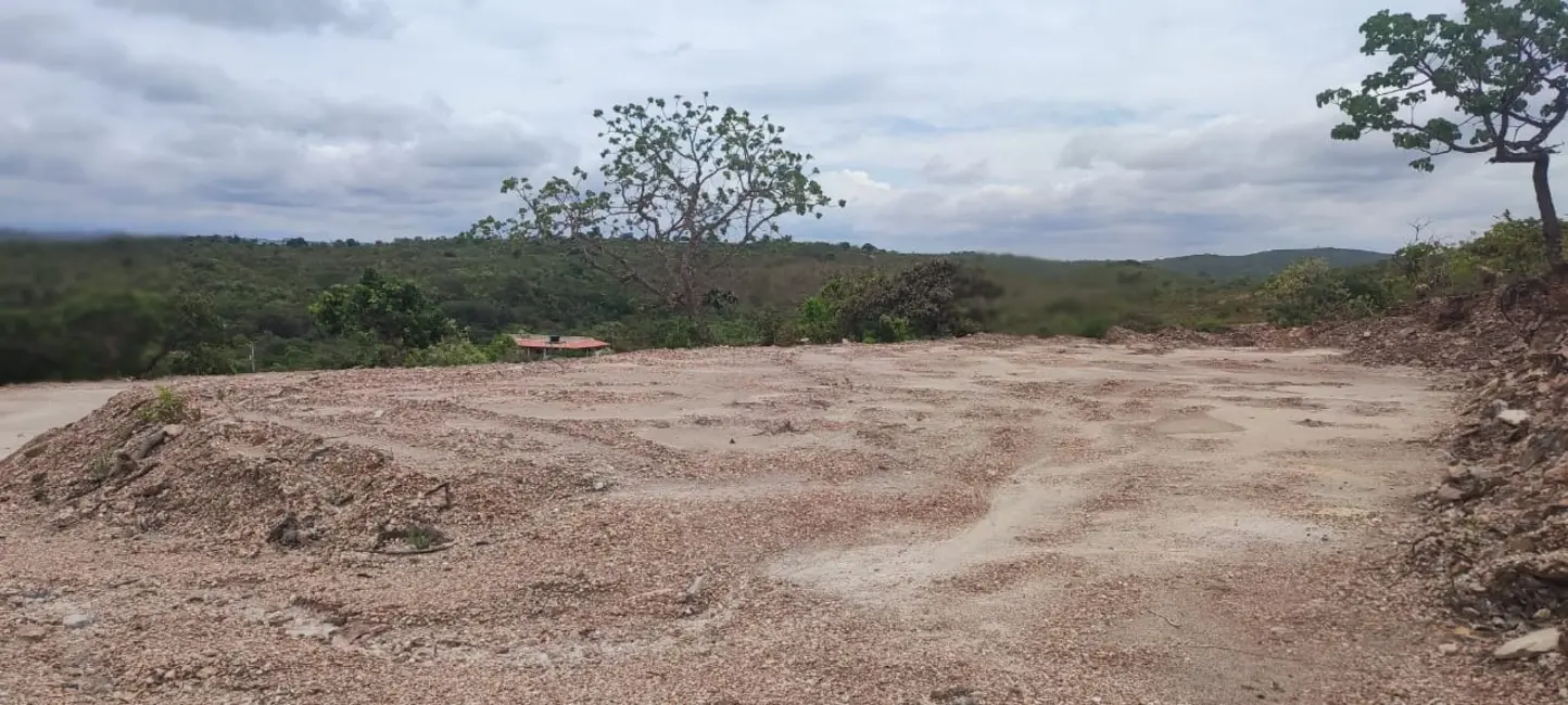 Foto 1 de Terreno / Lote à venda, 315m2 em Centro, Luziania - GO