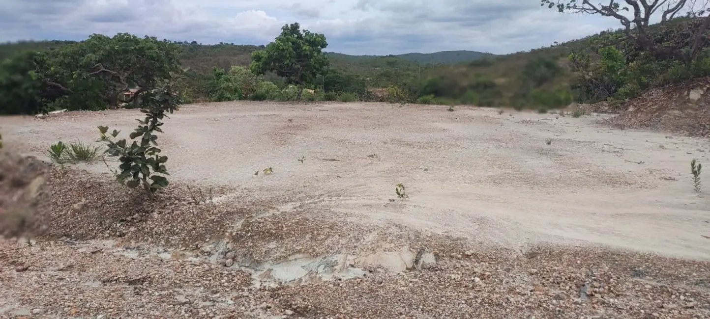 Foto 2 de Terreno / Lote à venda, 315m2 em Centro, Luziania - GO