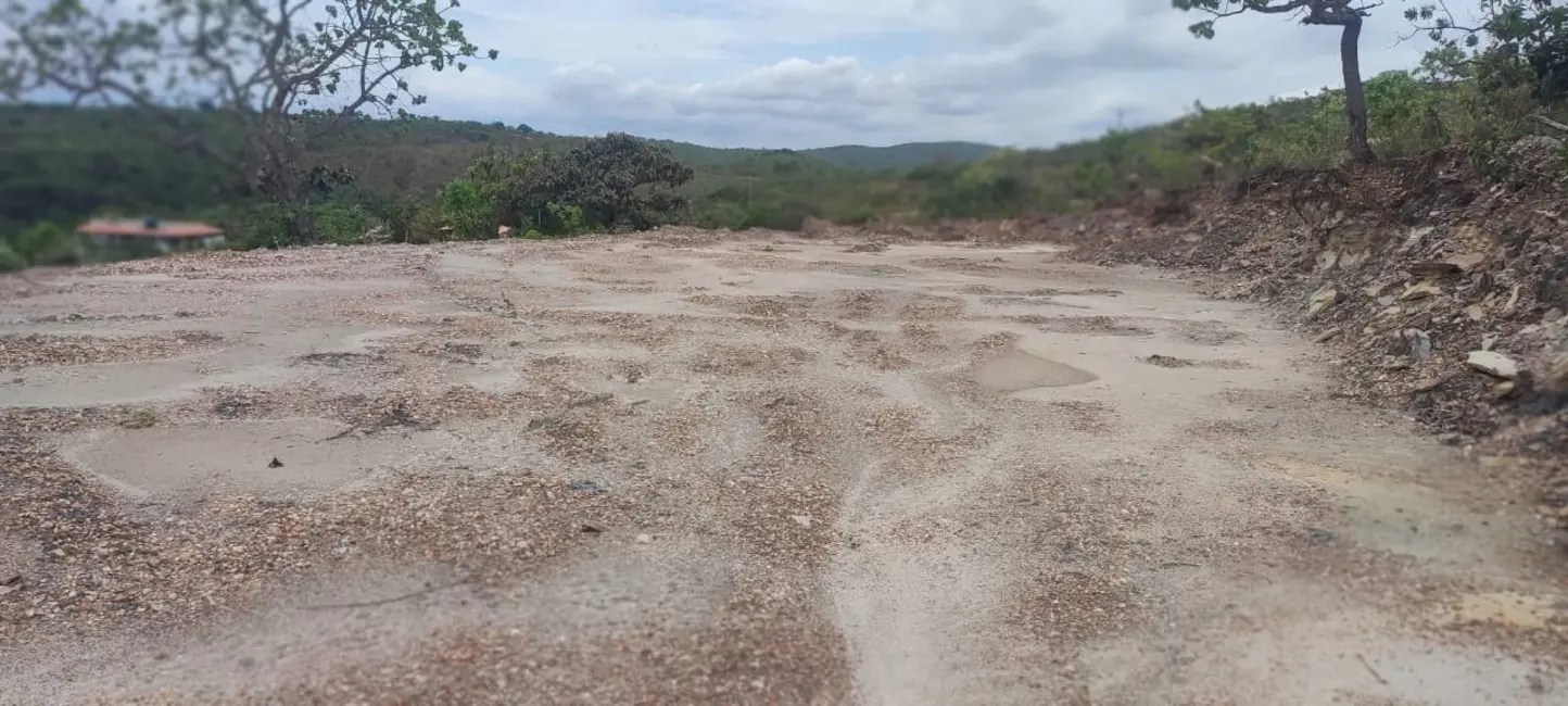 Foto 3 de Terreno / Lote à venda, 315m2 em Centro, Luziania - GO