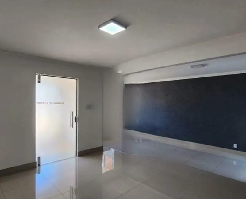 Foto 2 de Casa com 6 quartos à venda, 360m2 em Taguatinga Norte (Taguatinga), Brasilia - DF