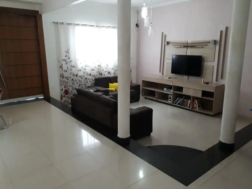 Foto 4 de Casa com 3 quartos à venda, 420m2 em Brasilia - DF