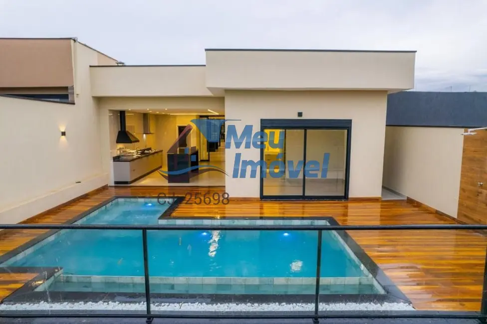 Casa com 4 quartos à venda, 365m2 em Setor Habitacional Vicente Pires, Brasilia - DF - imagem 8 Foto 8 de Casa com 4 quartos à venda, 365m2 em Setor Habitacional Vicente Pires, Brasilia - DF