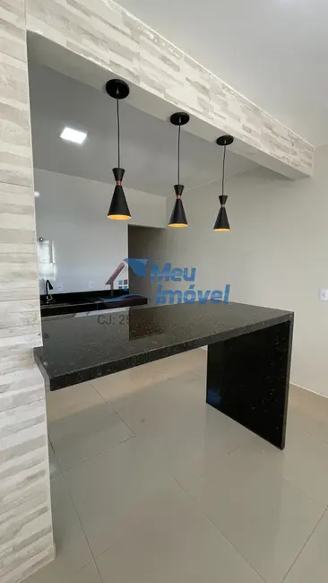 Foto 1 de Casa com 2 quartos à venda, 82m2 em Parque Estrela Dalva VII, Luziania - GO
