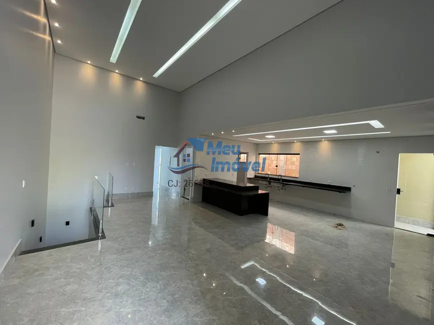 Foto 3 de Casa com 4 quartos à venda, 260m2 em Brasilia - DF