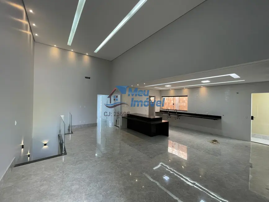 Foto 4 de Casa com 4 quartos à venda, 260m2 em Brasilia - DF