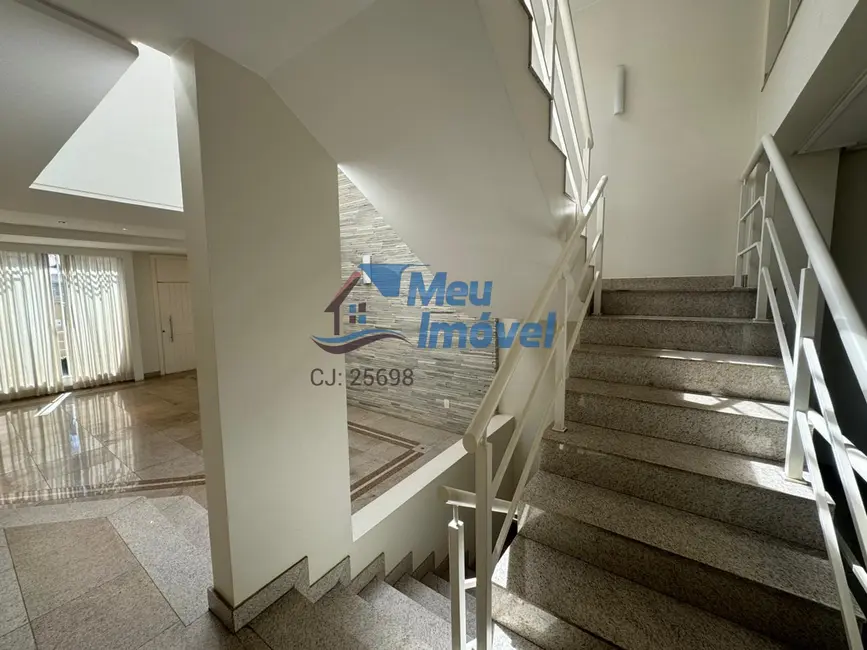 Casa com 4 quartos à venda, 494m2 em Asa Sul, Brasilia - DF - imagem 7 Foto 7 de Casa com 4 quartos à venda, 494m2 em Asa Sul, Brasilia - DF