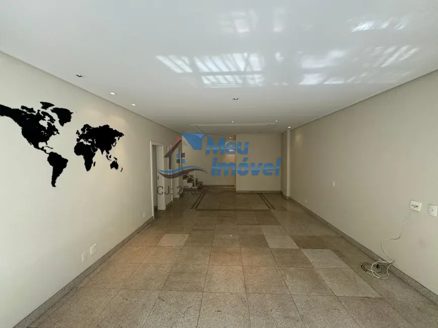 Casa com 4 quartos à venda, 494m2 em Asa Sul, Brasilia - DF - imagem 9 Foto 9 de Casa com 4 quartos à venda, 494m2 em Asa Sul, Brasilia - DF