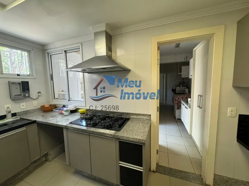 Casa com 4 quartos à venda, 494m2 em Asa Sul, Brasilia - DF - imagem 3 Foto 3 de Casa com 4 quartos à venda, 494m2 em Asa Sul, Brasilia - DF