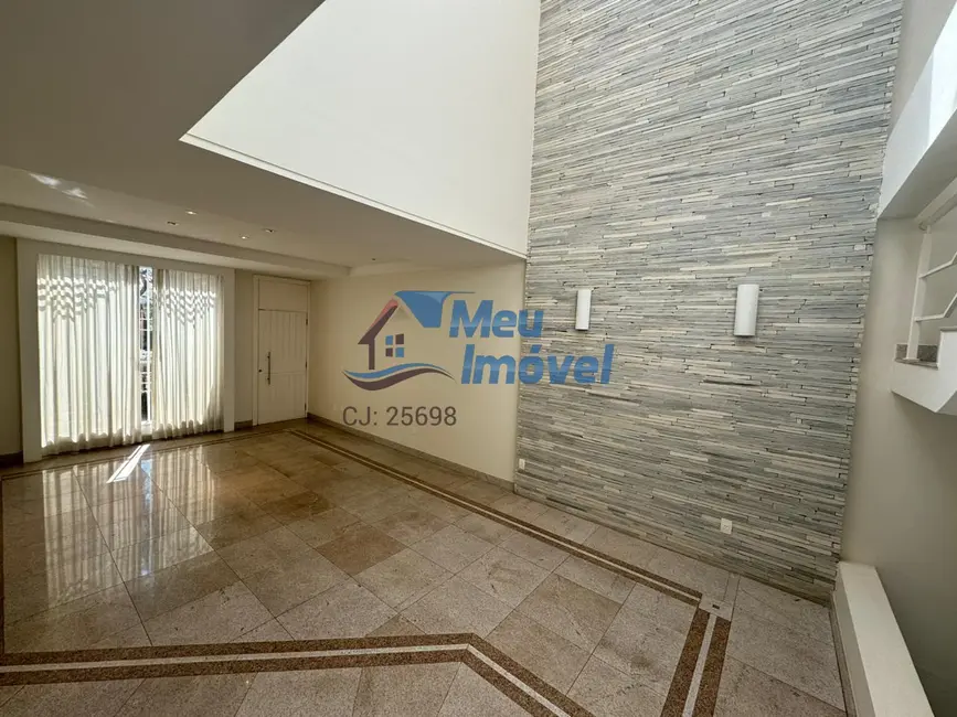 Casa com 4 quartos à venda, 494m2 em Asa Sul, Brasilia - DF - imagem 6 Foto 6 de Casa com 4 quartos à venda, 494m2 em Asa Sul, Brasilia - DF