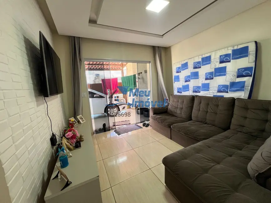 Casa com 4 quartos à venda, 190m2 em Samambaia Sul (Samambaia), Brasilia - DF - imagem 5 Foto 5 de Casa com 4 quartos à venda, 190m2 em Samambaia Sul (Samambaia), Brasilia - DF