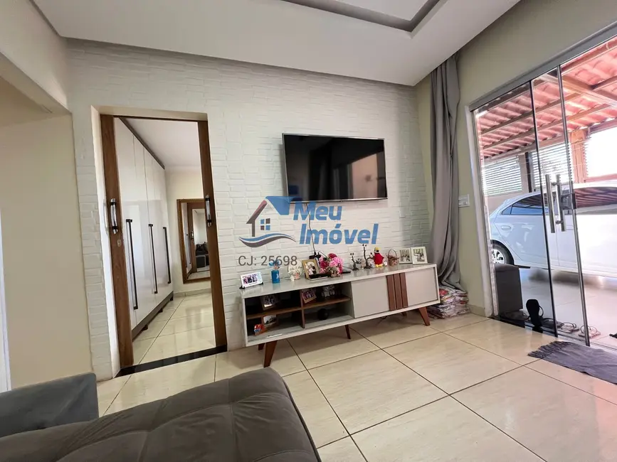 Casa com 4 quartos à venda, 190m2 em Samambaia Sul (Samambaia), Brasilia - DF - imagem 4 Foto 4 de Casa com 4 quartos à venda, 190m2 em Samambaia Sul (Samambaia), Brasilia - DF